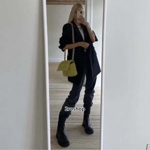 보테가베네타패딩체인카세트백