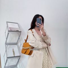 보테가베네타크로스백