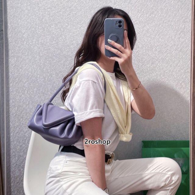 보테가베네타크로스백