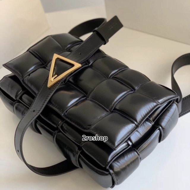 보테가베네타카세트크로스백