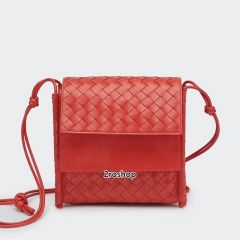 보테가베네타크로스백