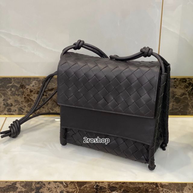 보테가베네타크로스백