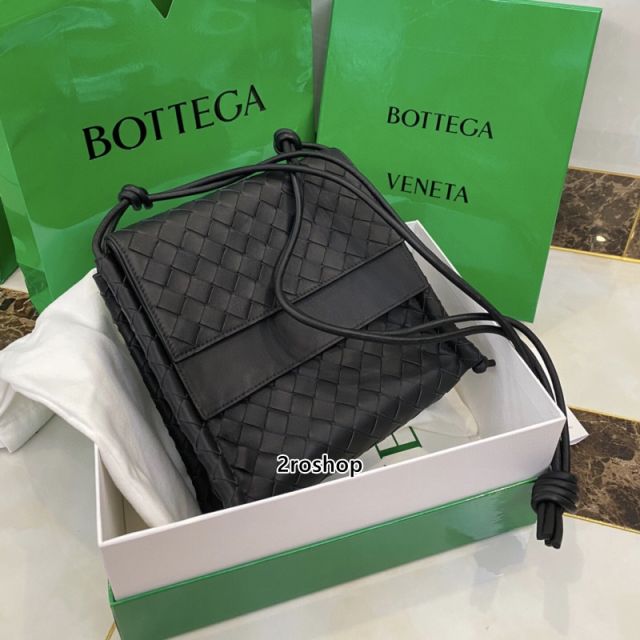 보테가베네타크로스백