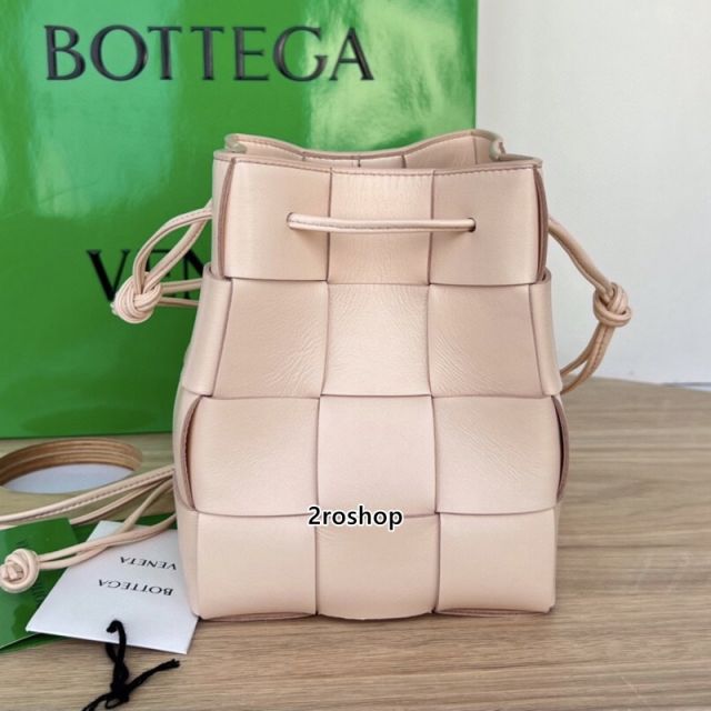보테가베네타버킷백