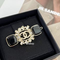 CHANEL 헤어핀