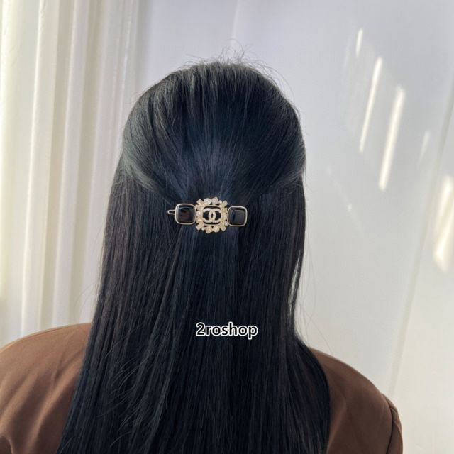 CHANEL 헤어핀