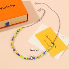 LV 목걸이
