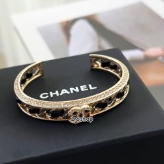 CHANEL 팔찌