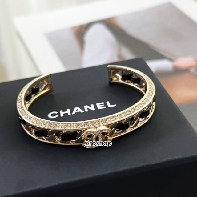 CHANEL 팔찌