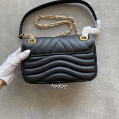 루이비통뉴웨이브체인백