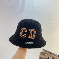 DIOR 모자