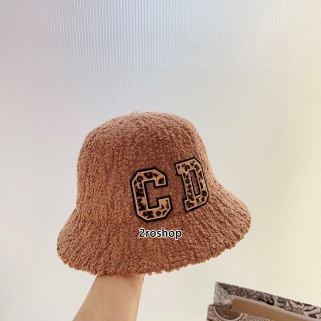 DIOR 모자