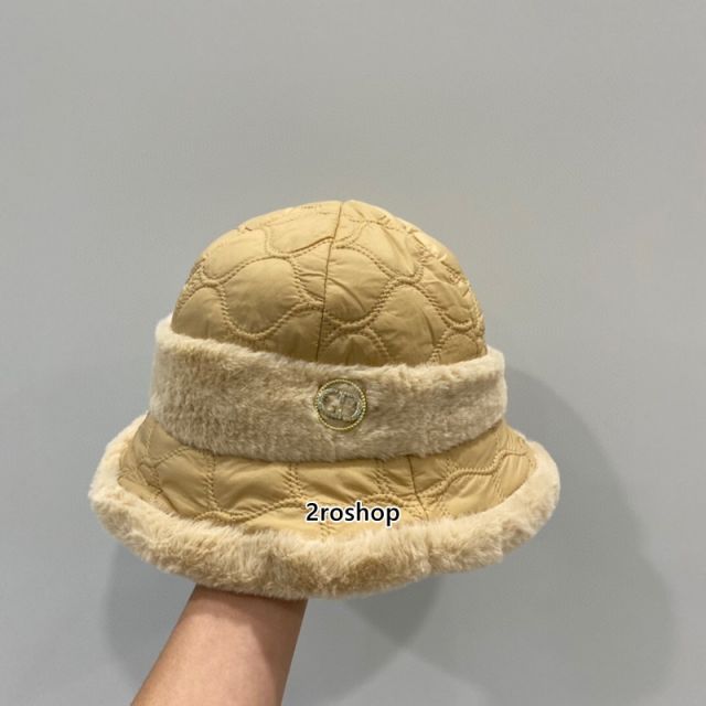 DIOR 모자