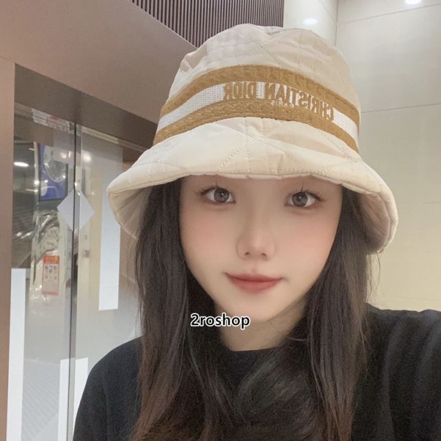 DIOR 모자