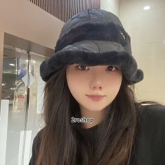 DIOR 모자