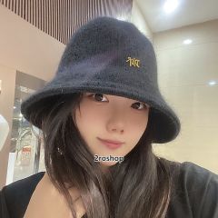 DIOR 모자