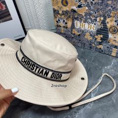 DIOR 모자