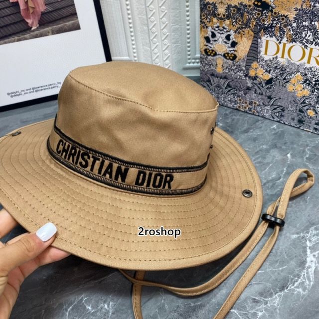 DIOR 모자