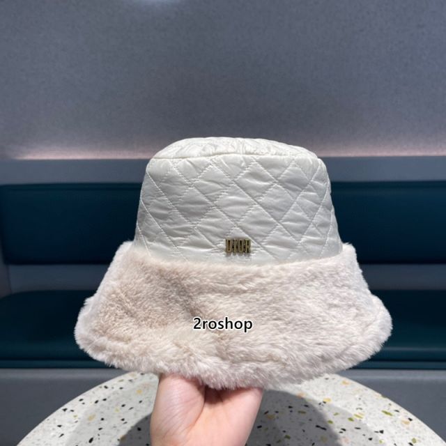 DIOR 모자