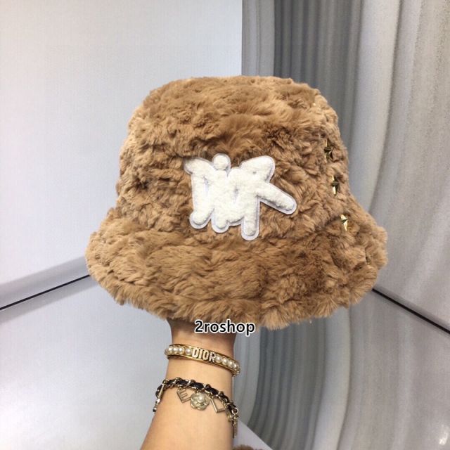 DIOR 모자