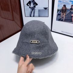 DIOR 모자