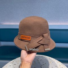 DIOR 모자
