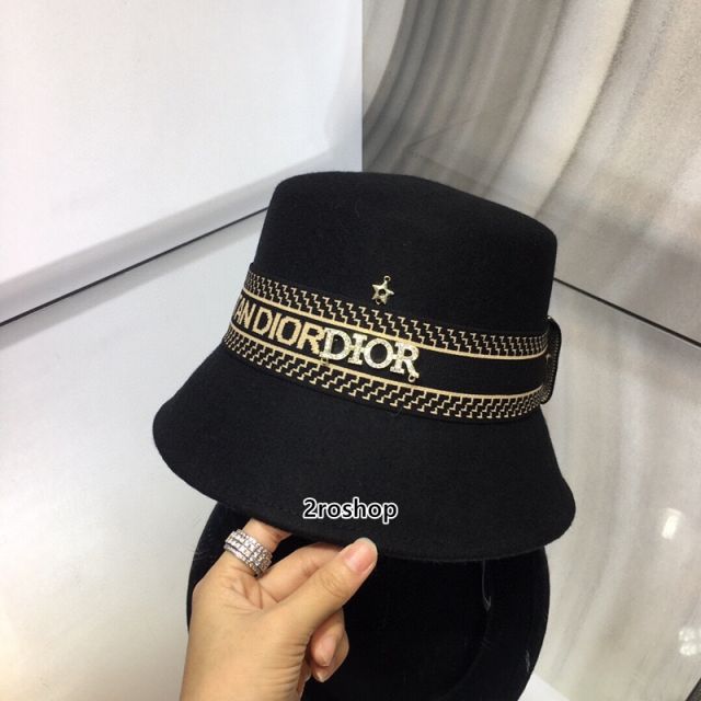 DIOR 모자