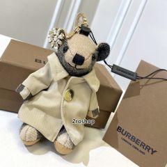 BURBERRY 키링