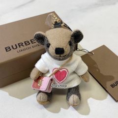BURBERRY 키링