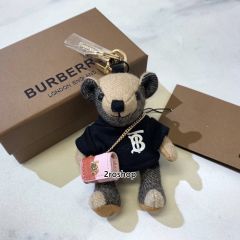 BURBERRY 키링