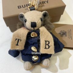 BURBERRY 키링
