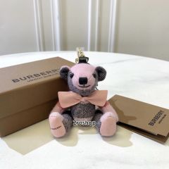 BURBERRY 키링