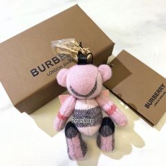 BURBERRY 키링