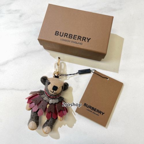 BURBERRY 키링