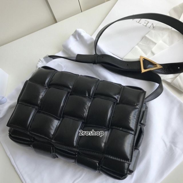 보테가베네타카세트크로스백