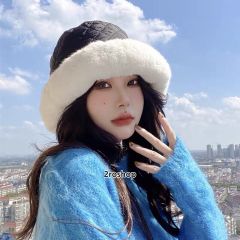 DIOR 모자