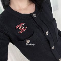 CHANEL 브로치