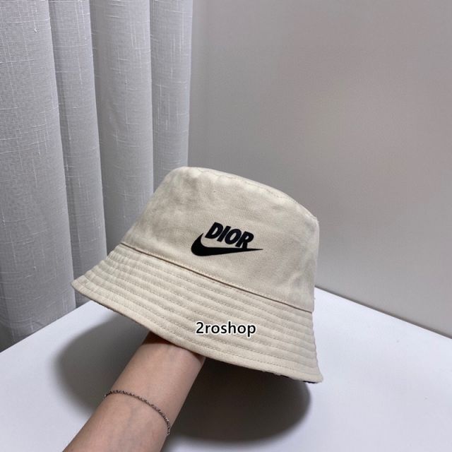 DIOR 모자