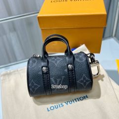LV 키링