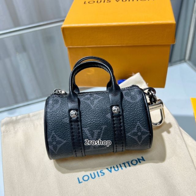 LV 키링
