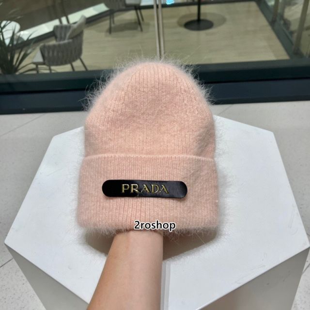 PRADA 모자