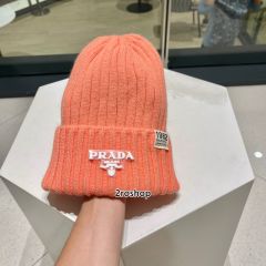 PRADA 모자