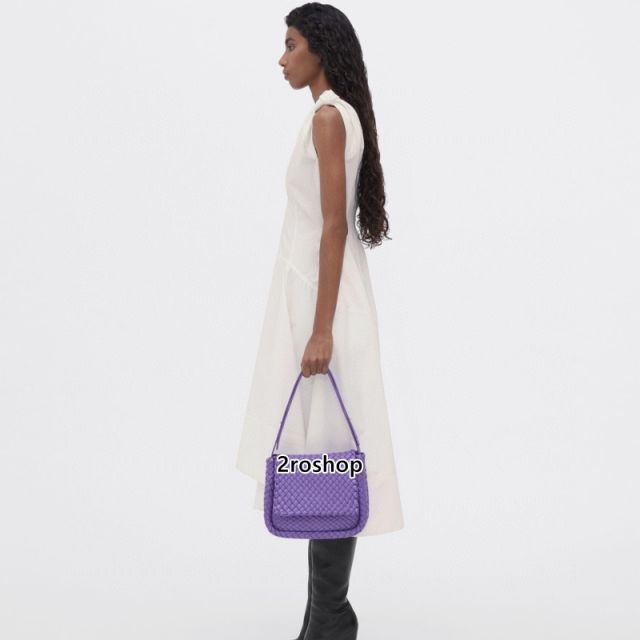 보테가베네타숄더백