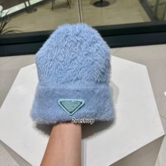 PRADA 모자