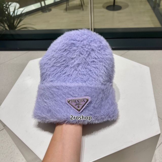 PRADA 모자