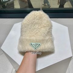 PRADA 모자