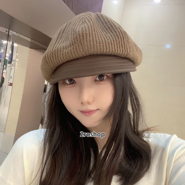 PRADA 모자