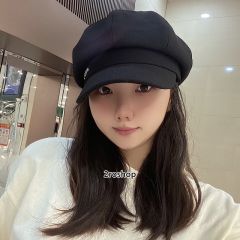 PRADA 모자