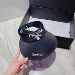 PRADA 모자