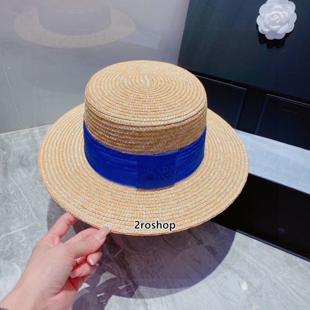 PRADA 모자